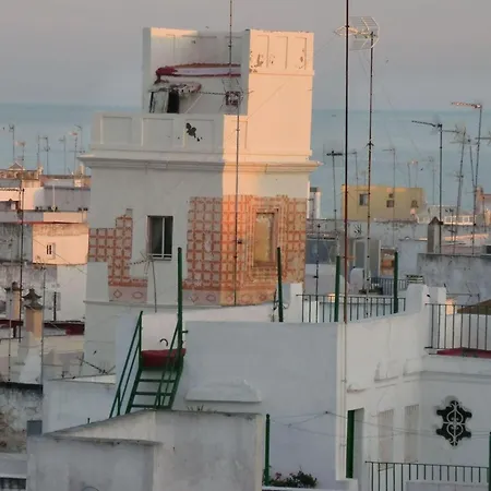 Apartment Grosse In Cadiz- Kathedrale In Der Naehe By Interhome Cadiz